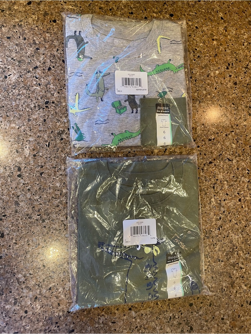 okie dokie Heather Gray & Olive Green alligator Tee